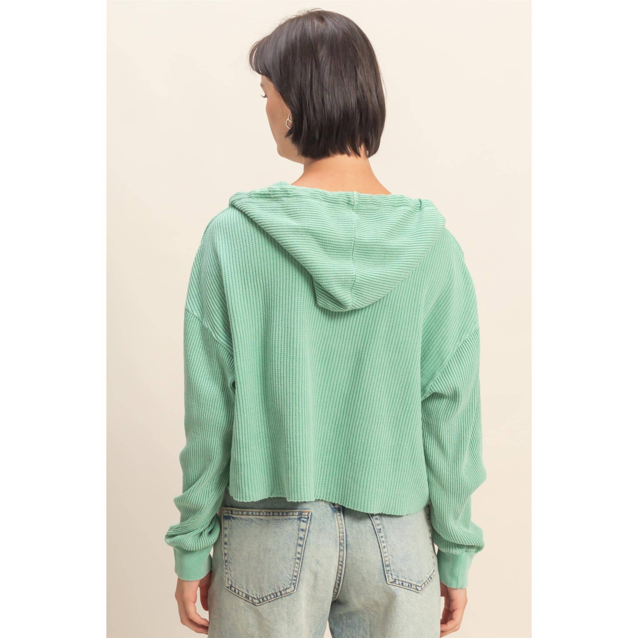 HYFVE – Hoodie – Mulher por atacado – Hoodie de Malha Waffle Cropped com Lavagem Mineral37