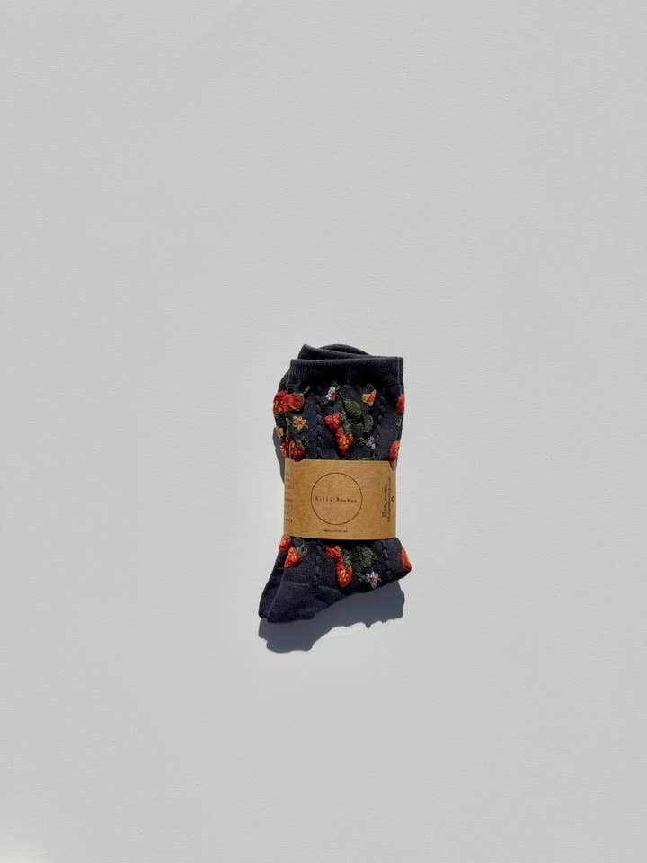 Billy Bamboo - Wholesale Socks - Women's - STRAWBERRIES SOCKS1