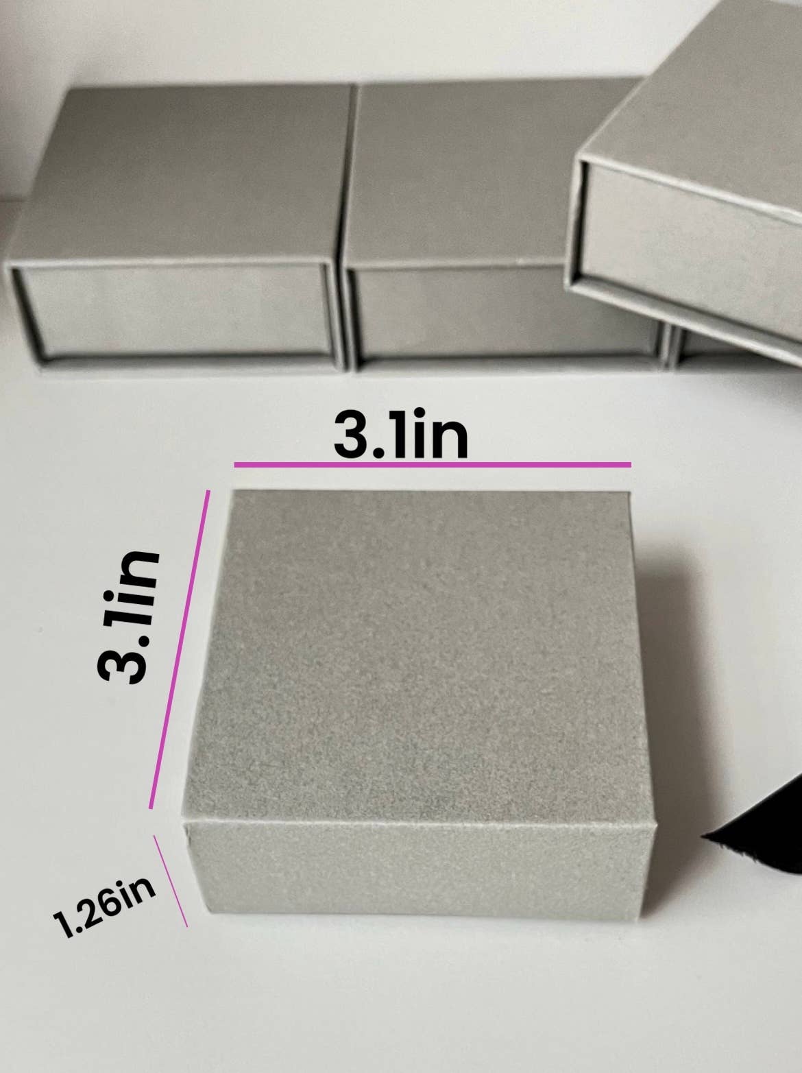 ANYGIFTGOODPACKINGBOX - Vente Boîte/rangement à bijoux - Boîte à bijoux en velours gris fait main avec plateau à compartiments pour bagues2