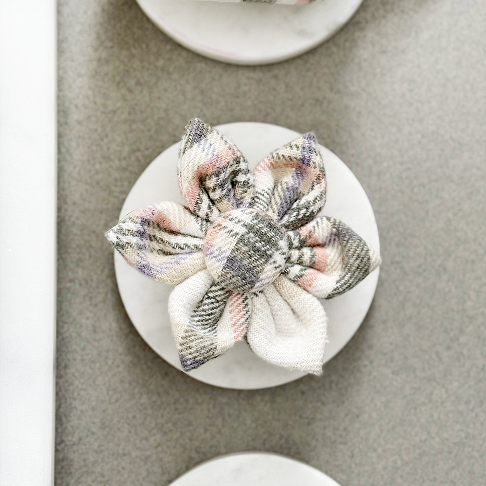 Cocopup London – wholesale Pet collar – Dog – Spring Plaid Collar Flower1