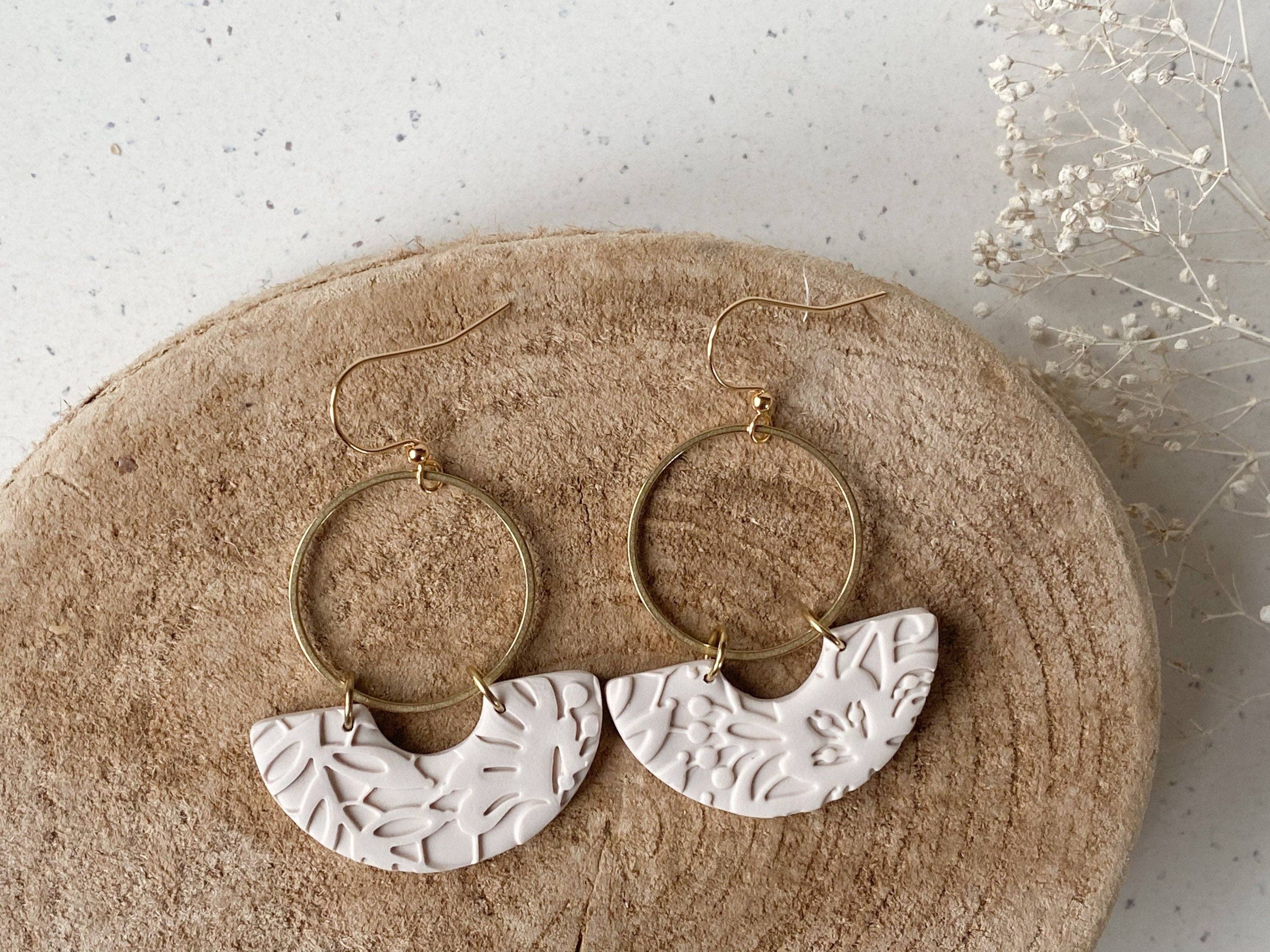 Agaveh girl - Wholesale Dangle Earrings - Wynne Sand Colored Polymer Clay Dangle Earrings1