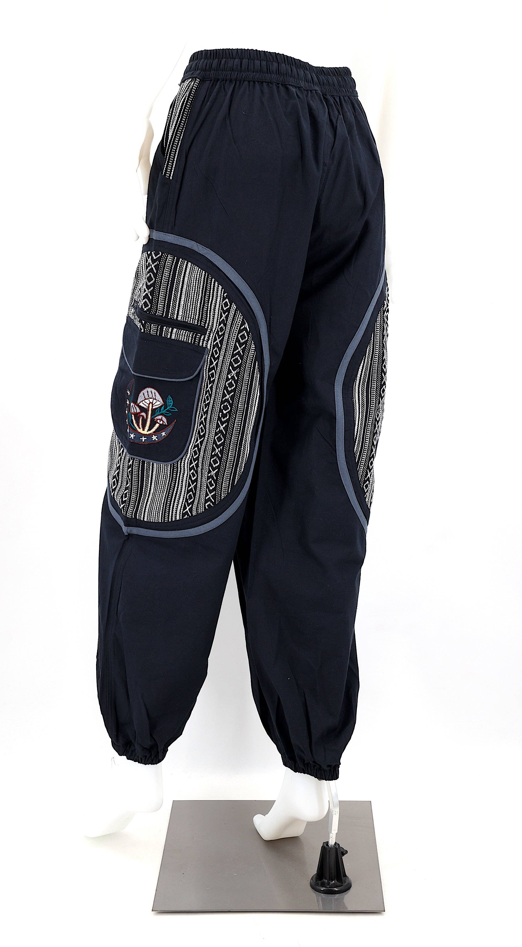 Himalaya Handmade - Venta al por mayor Pantalones - Mujer - Pantalones bohemios hechos a mano de algodón con bordado de luna y hongos estilo harem27