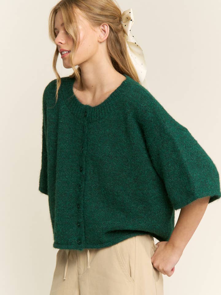 CANDESCENT - Wholesale Cardigan - Women's - Cropped Boxy Soft Knit Cardigan - LOU CARDIGAN37