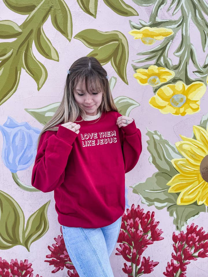 Aimez-les comme Jésus Crewneck pour la vente par HH and Grace Co