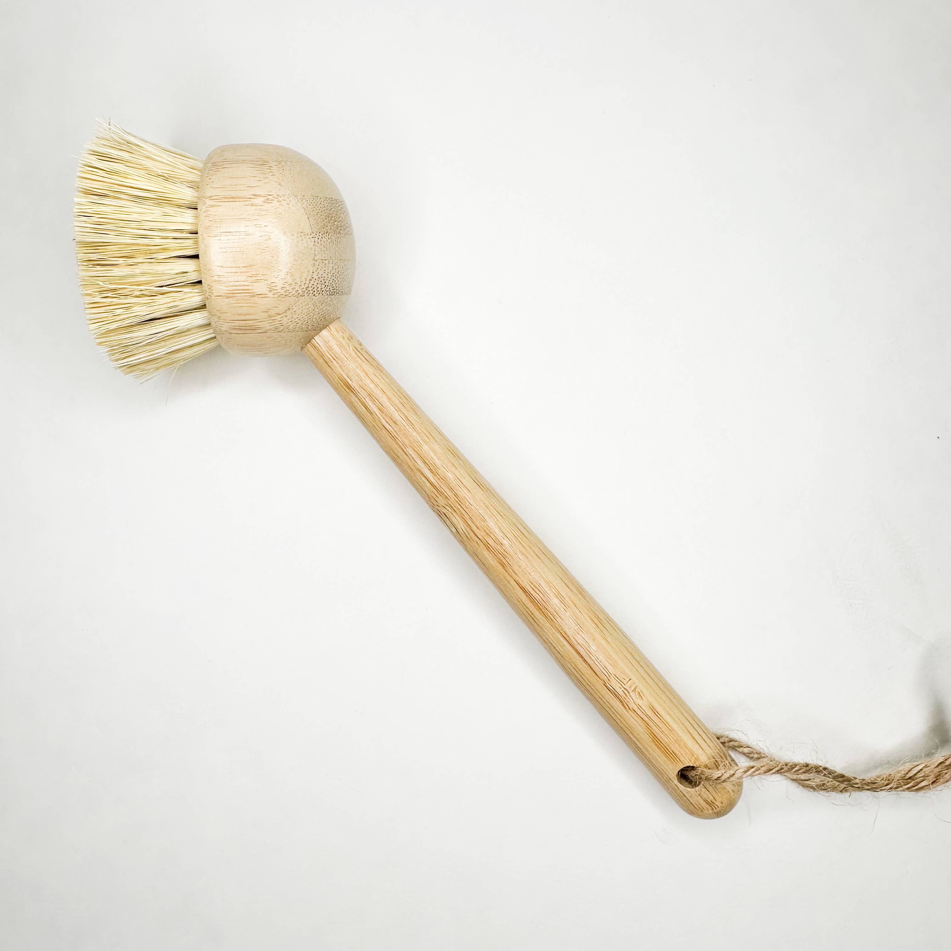 Smile Boutiques – wholesale Cleaning brush – Natural Bamboo Sisal Dish Brush With Replaceable Head3