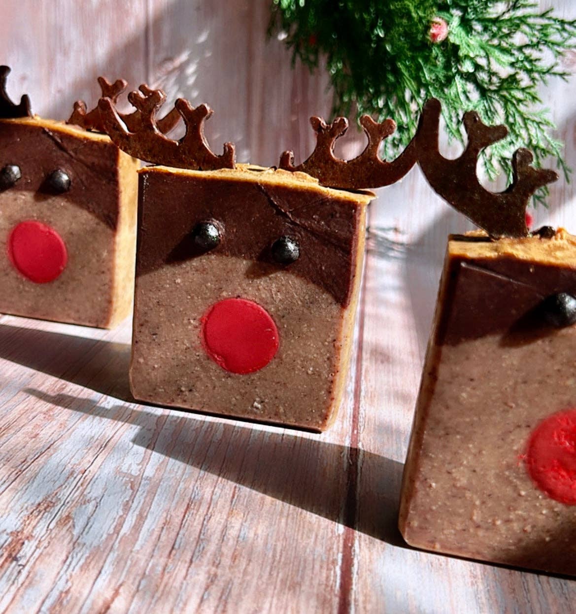 LaVic Organics – wholesale Tvål – Ren | Chokladtvål | Whistle Chocolate2