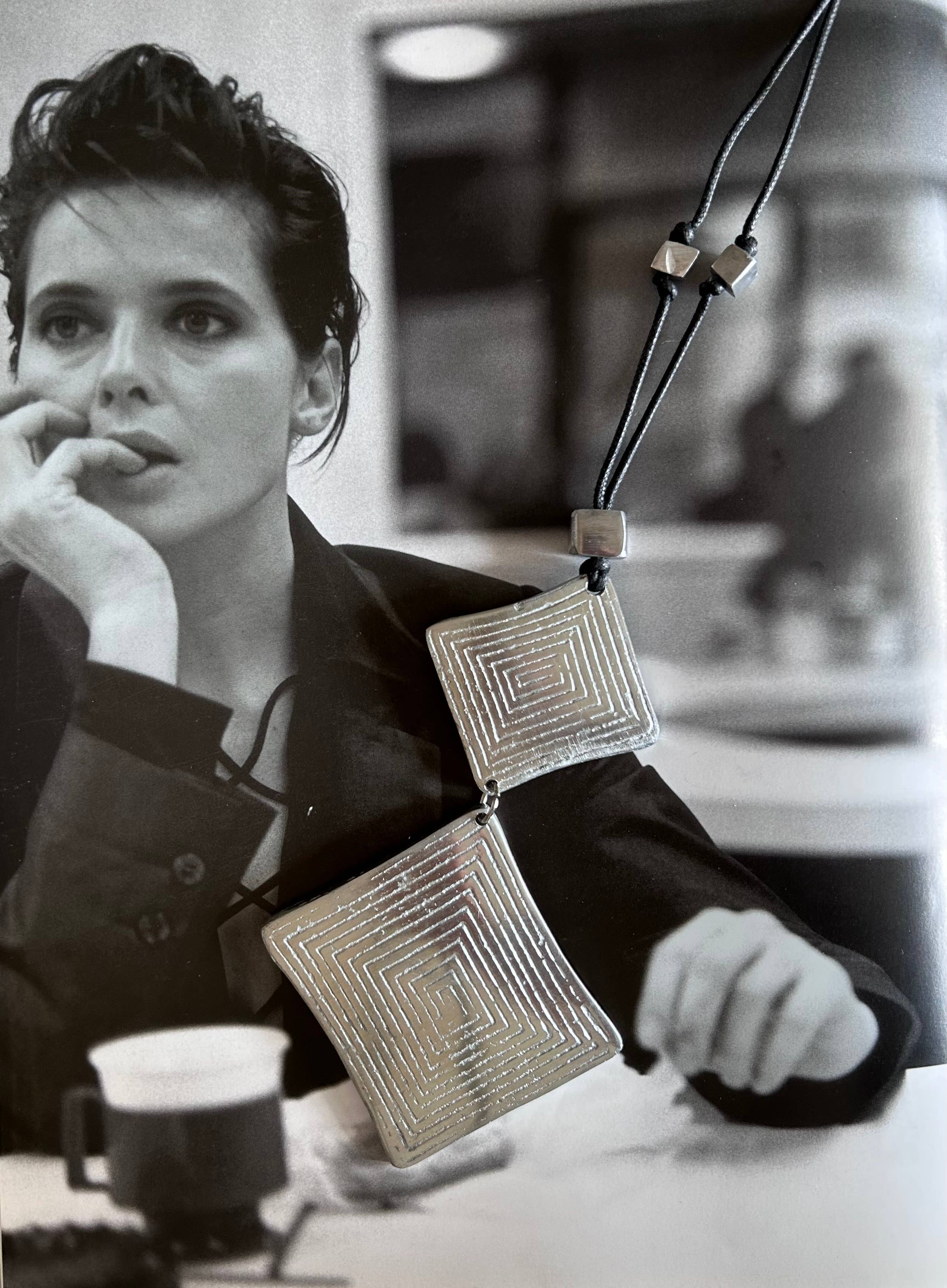 BABY JOYS - Vendita all'ingrosso Collana con ciondolo/pendaglio - Ciondolo Boho in alluminio 100% riciclato, design italiano8