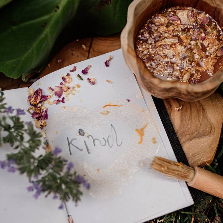 The Little Potion Co - Wholesale DIY craft kit – Child - My Heart Blooms - SELF LOVE Potion Pouch8