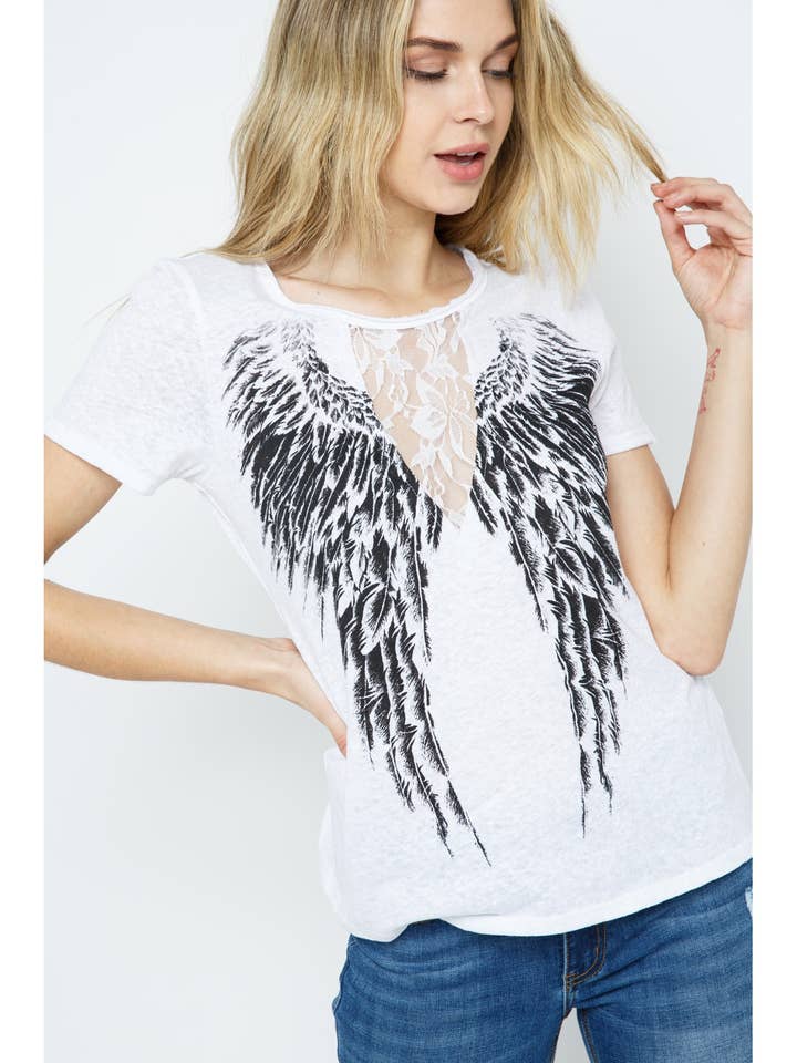 Off White Blusa de renda com recortes e mangas curtas com asas VOCAL para venda a revendedores na Faire4