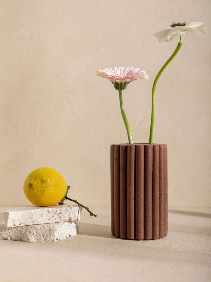 Betongvas — GABRIEL för wholesale av HESMEE