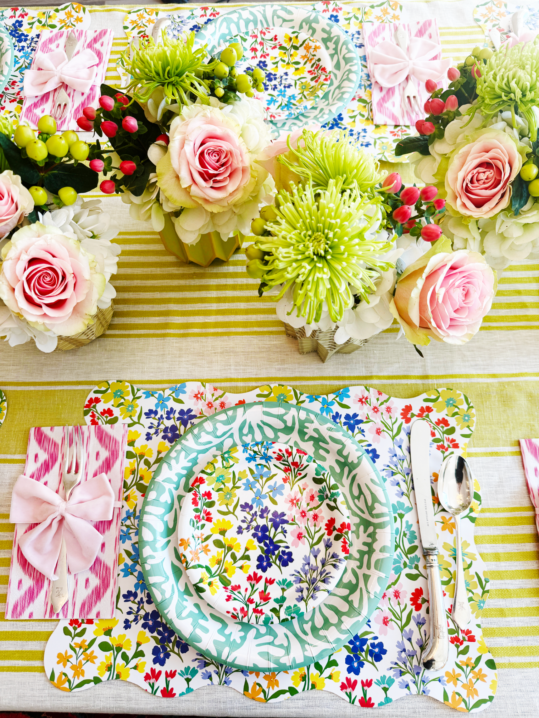 Lucy Grymes Designs - Vendita all'ingrosso Piatti monouso - Piatti di Carta Resistenti Verde Salvia (10") | 8 Piatti1