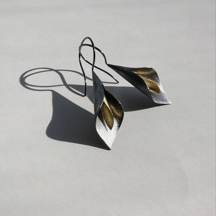 Venus Rhodium & Guldörhängen för wholesale av The Silver Root