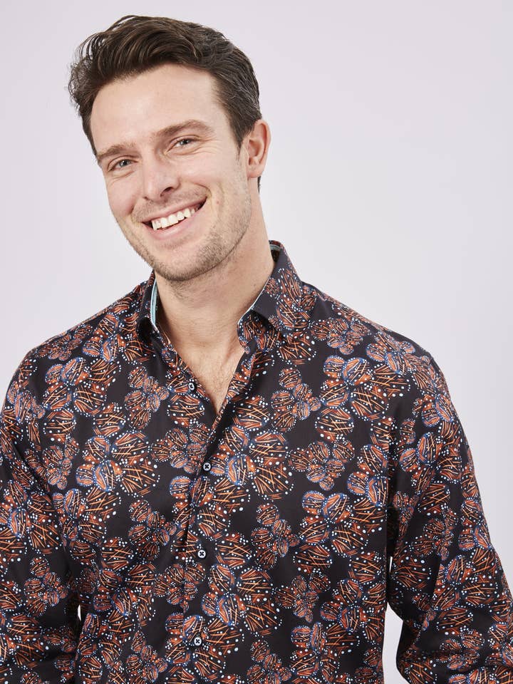 Kreisförmiges Dolche-und-Punkte-Hemd für den Großhandel von Luchiano Visconti