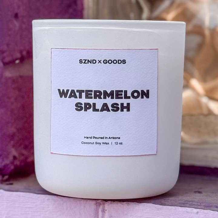 Bougie à Mèche en Bois Parfum Pastèque pour la vente par SZND GOODS