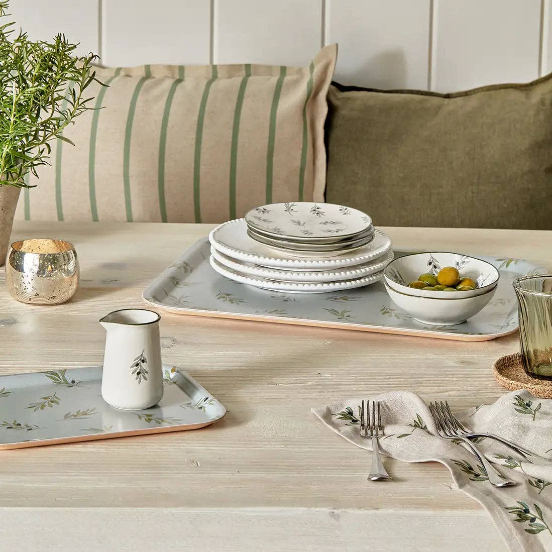 Sophie Allport – wholesale Bowl – Olive Stoneware Nibbles Bowl2