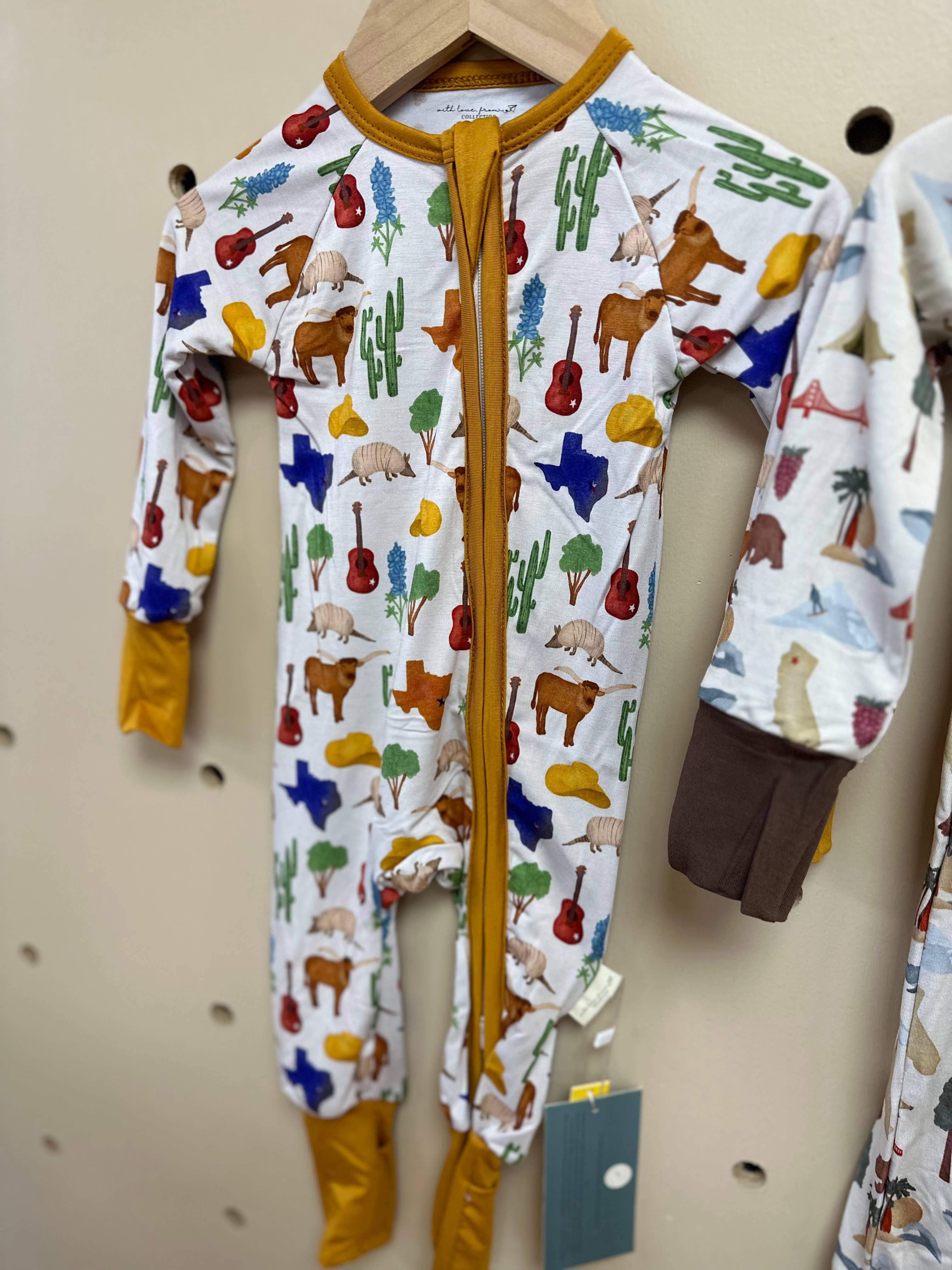 With Love, From Collection – wholesale Sleepsuit – Baby – TEXAS State Bamboo Pajamas3