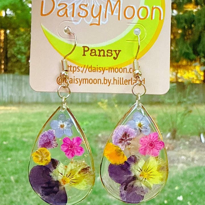 Boucles d'oreilles Pensée pressée pour la vente par Daisy Moon by Hillerland