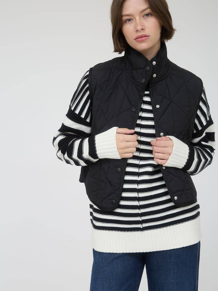 Blu Pepper - Wholesale Outerwear Vest - Women's - SNAP BUTTON QUILTED PUFFER VEST 11