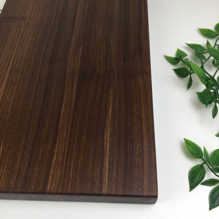 Scrappy's Workshop - Wholesale Cutting Board - Walnut Wood Cutting Board7