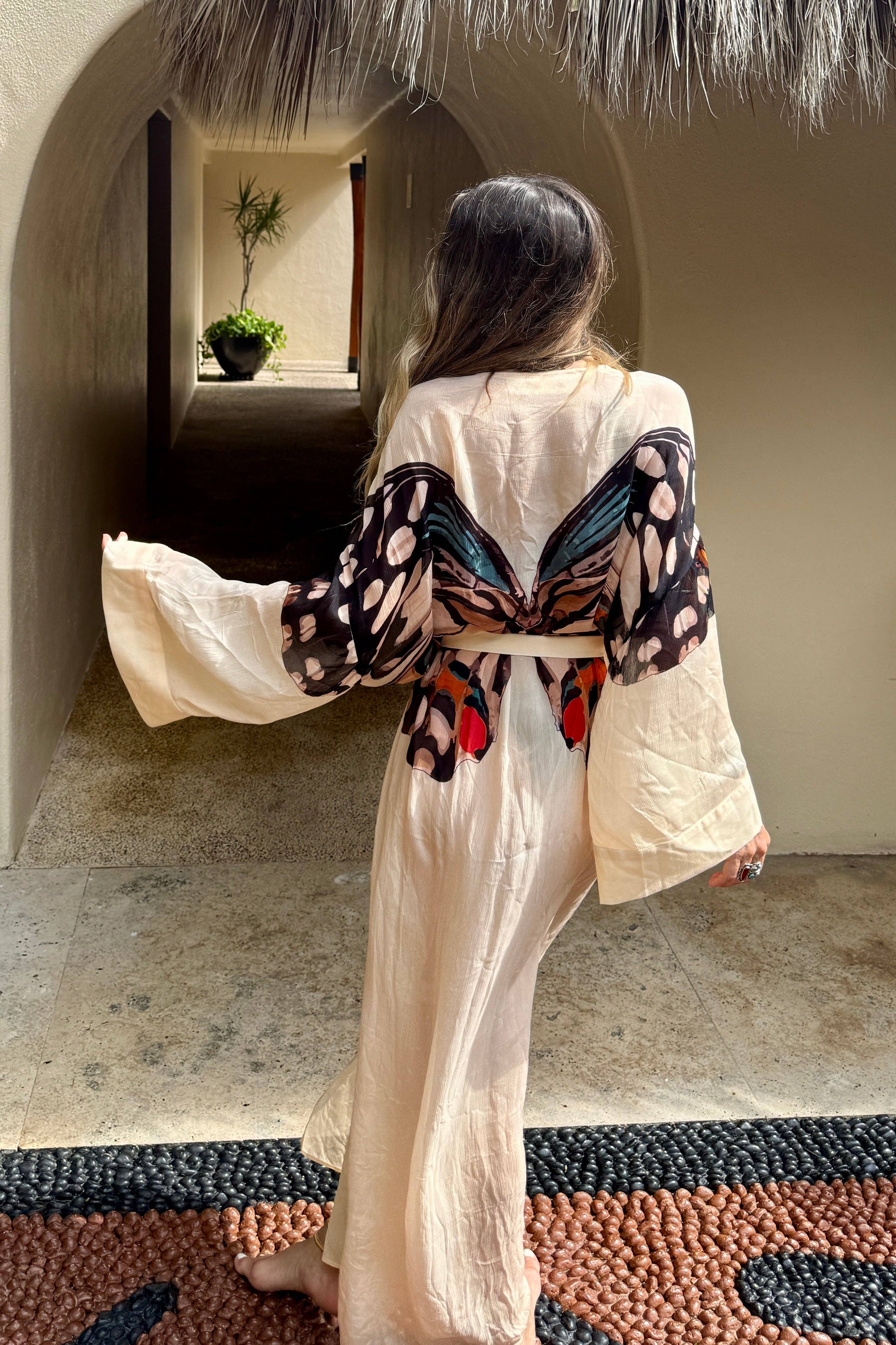Metamorphosis Vanilla Silk Road Kimono for wholesale on Faire18