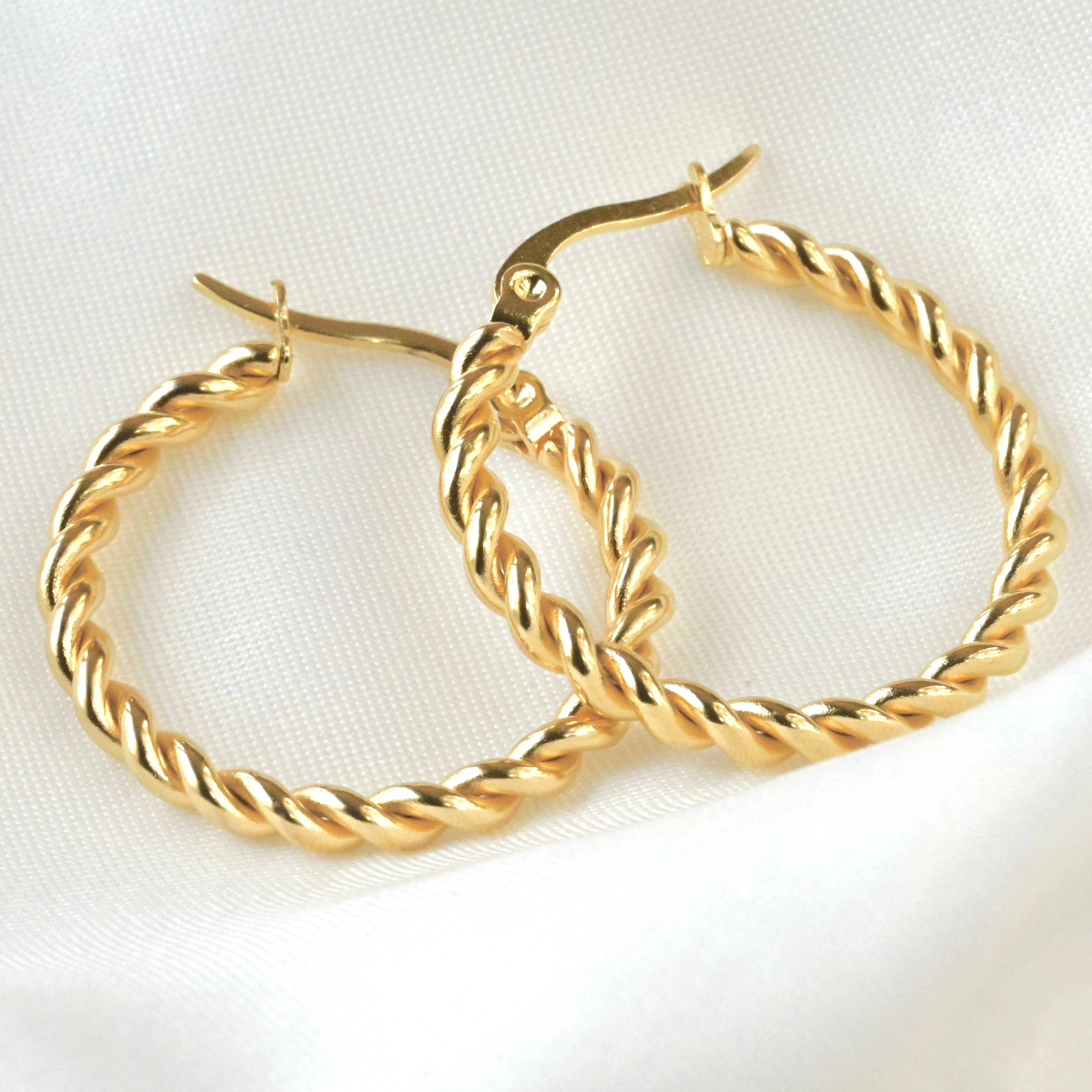 Blueyejewelry - Wholesale Hoop Earrings - Twisted Hoops - Tarnish-free 20 MM Thin Rope Hoop Earrings8