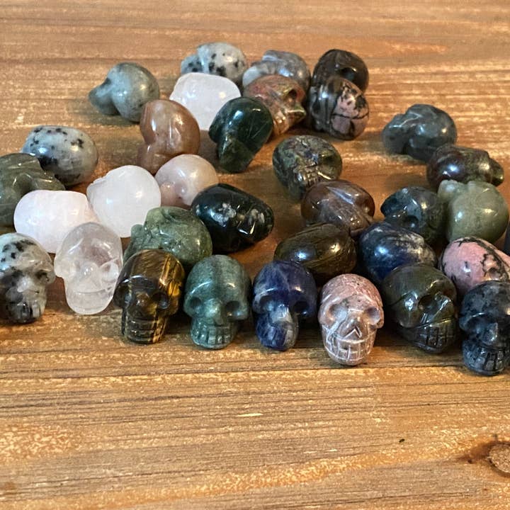 Moon River Designs - Wholesale Spiritual Stone/Crystal - Mini Crystal Skulls Bulk Set Mystery Mini Skulls