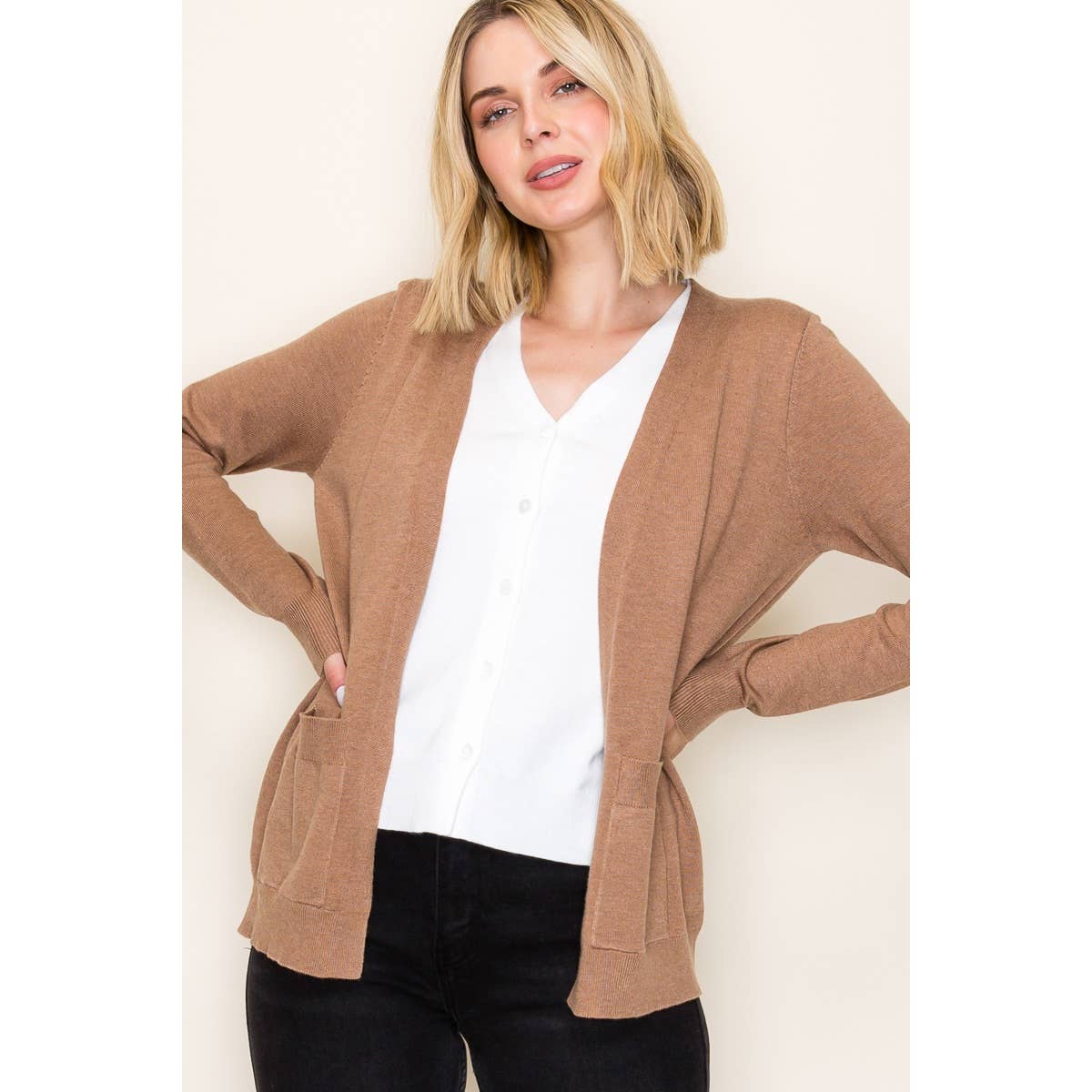STACCATO - Vendita all'ingrosso Cardigan - Donna - CARDIGAN MAGLIONE SCOLLO A V 2FER6