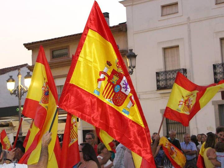Josvil - Wholesale Flag - SPANISH FLAG SHIELD 150 X 85 CM2