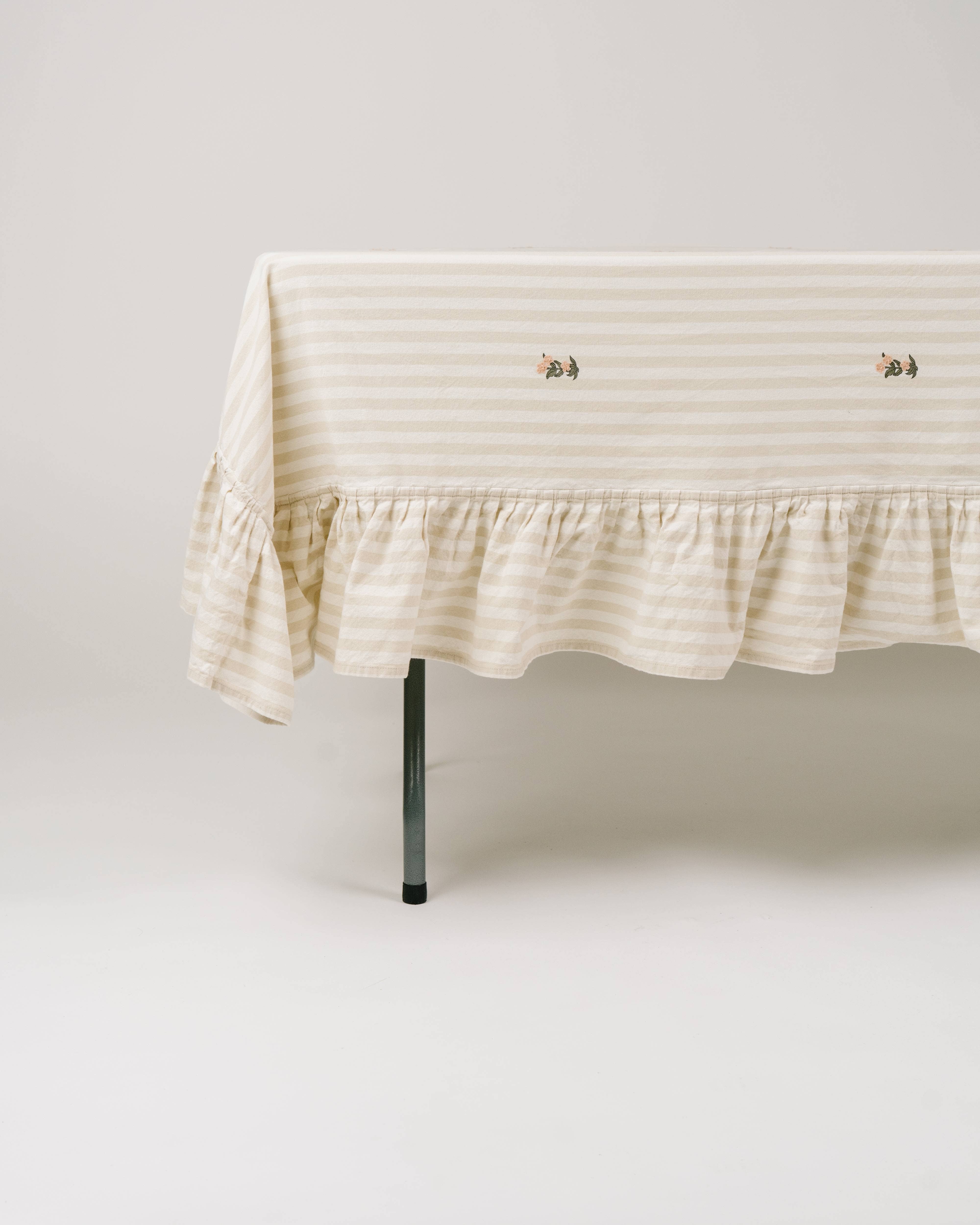 Galley and Fen – wholesale Tablecloth – Frances Ruffled Tablecloth4