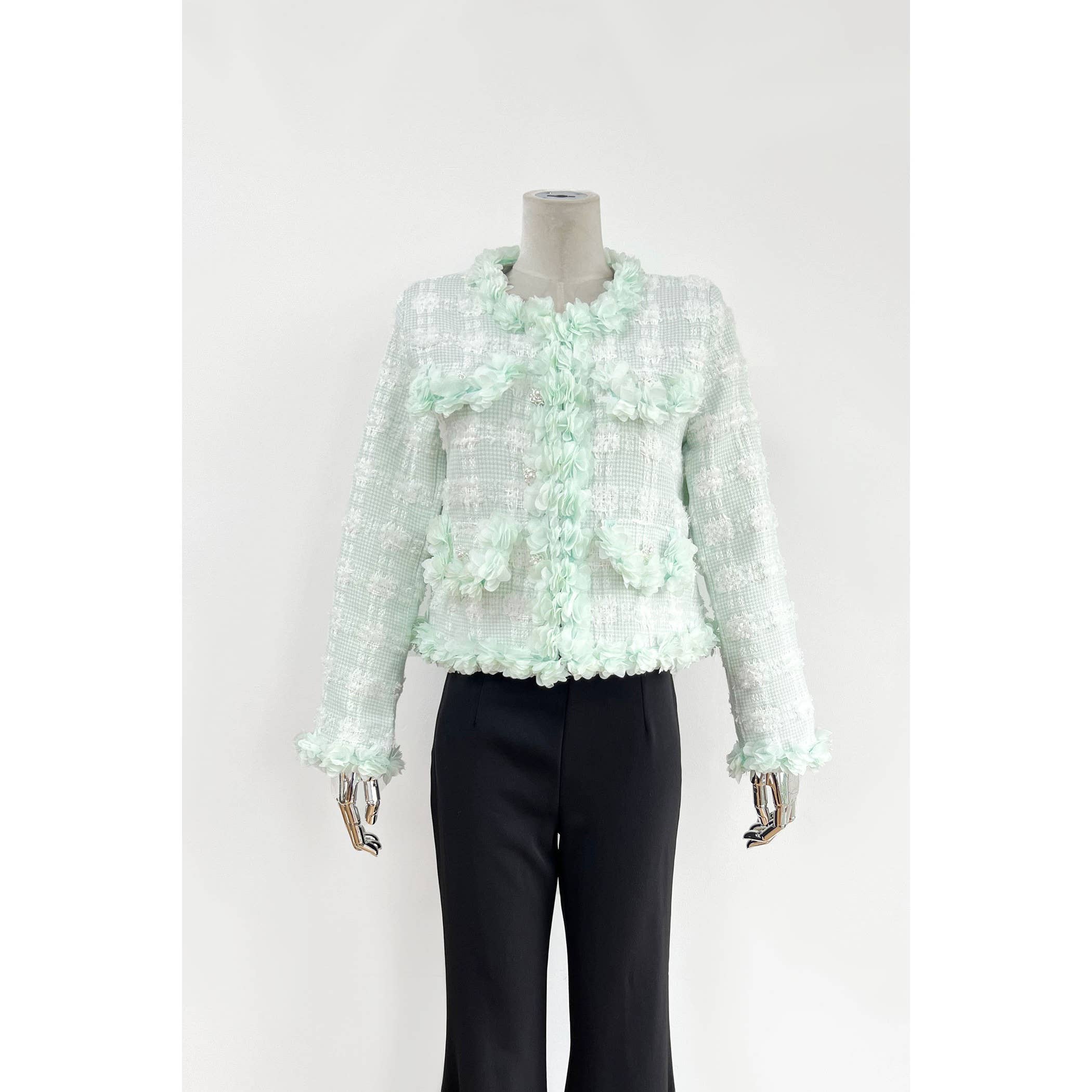 XHHH Inc - Vente Veste – femme - Vestes en tweed à motif à carreaux1