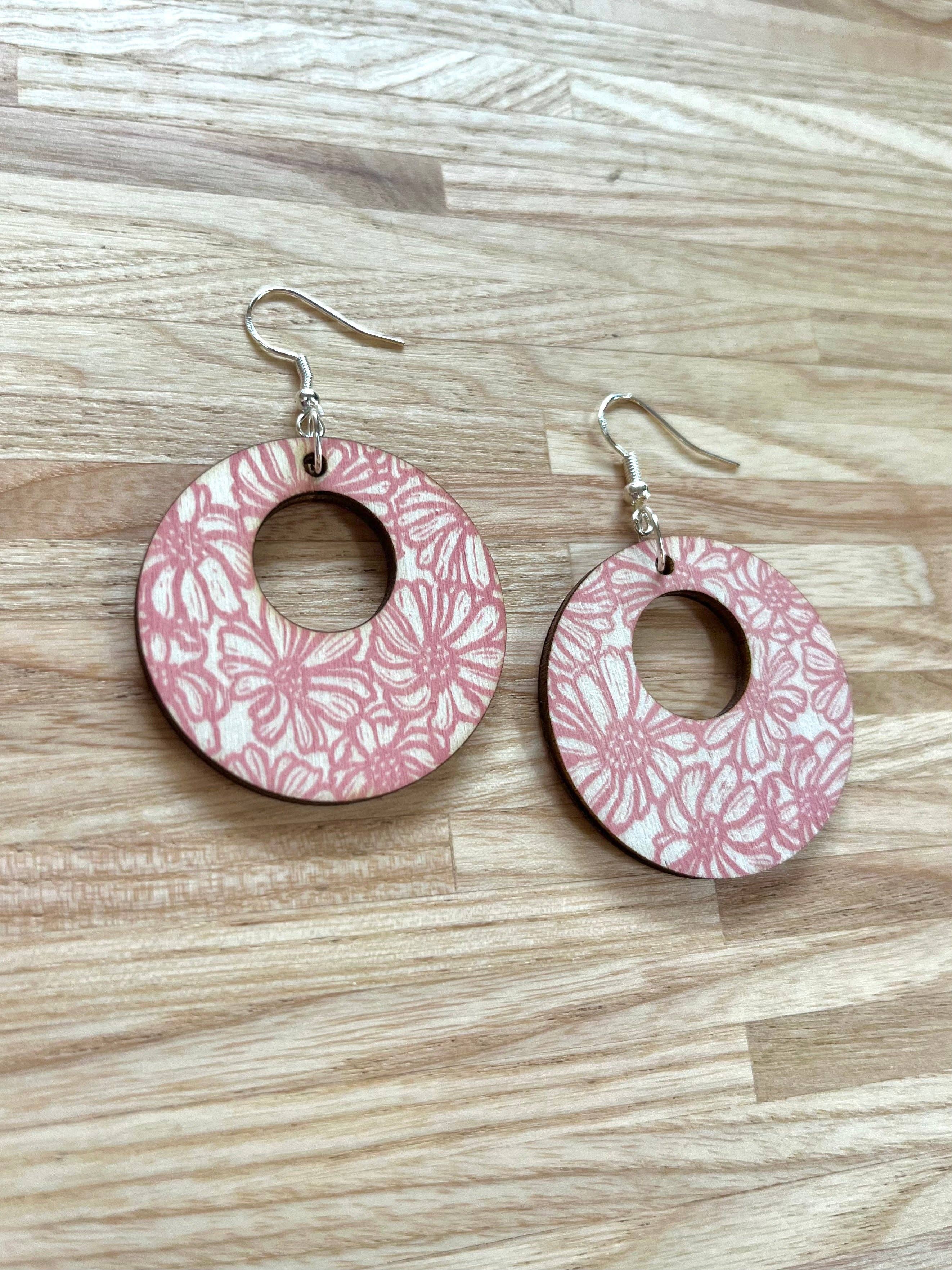 Beth Lewis Art – wholesale Dangle earrings – New Colourful Wooden Earrings13