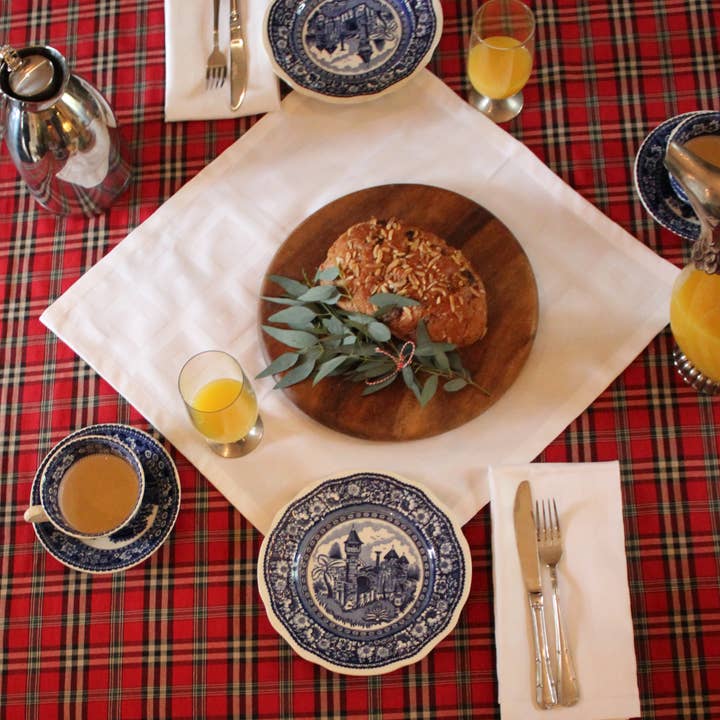 Castle Red Round Tablecloth - Tartan for wholesale by Bamar