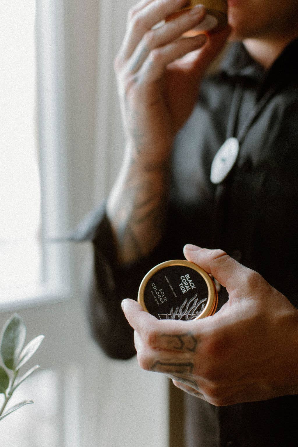 Broken Top Brands – wholesale Solid cologne – Black Coral Tide Solid Cologne1