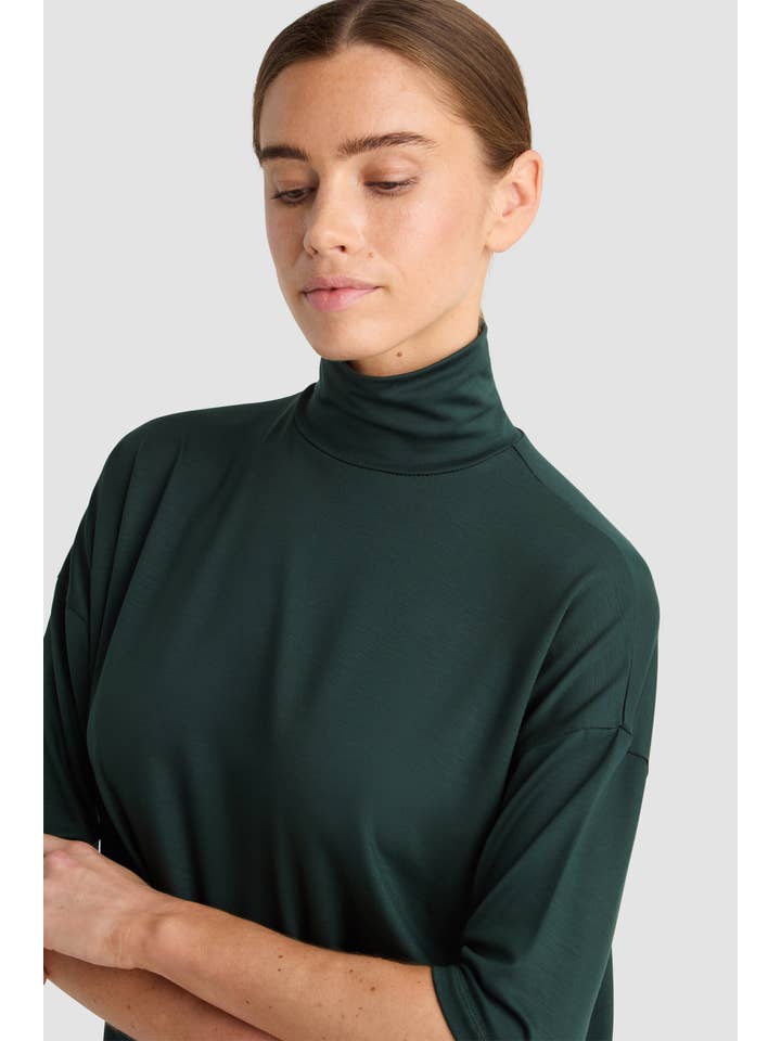 Bottle Tomasine Turtleneck for wholesale on Faire