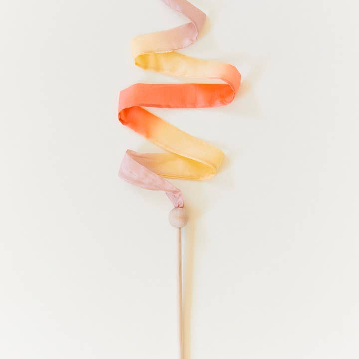 Mini Desert Streamer med träring och glittrande siden för wholesale av Sarah’s Silks