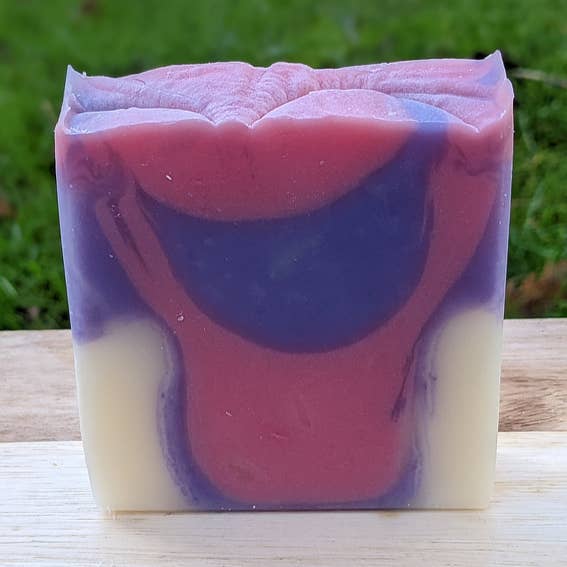 Rose Geranium Soap - Cold Process Soap with Shea Butter for wholesale by La Zouch Soaps