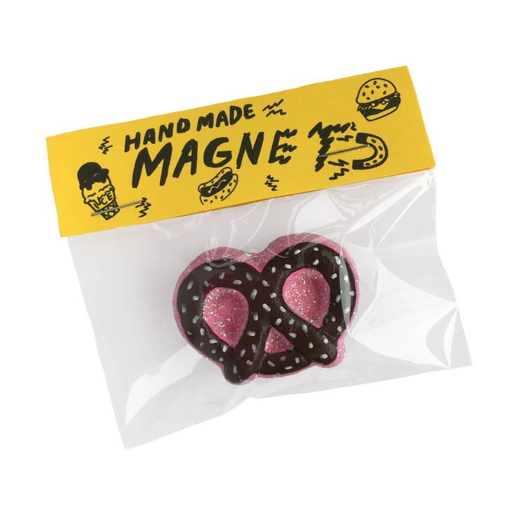 Crunch Supply - Wholesale Magnet - Pretzel Magnet1