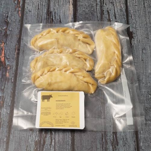 Frozen Empanadas + Chimichurri: Beef for wholesale by LaGIRALDA, LLC.