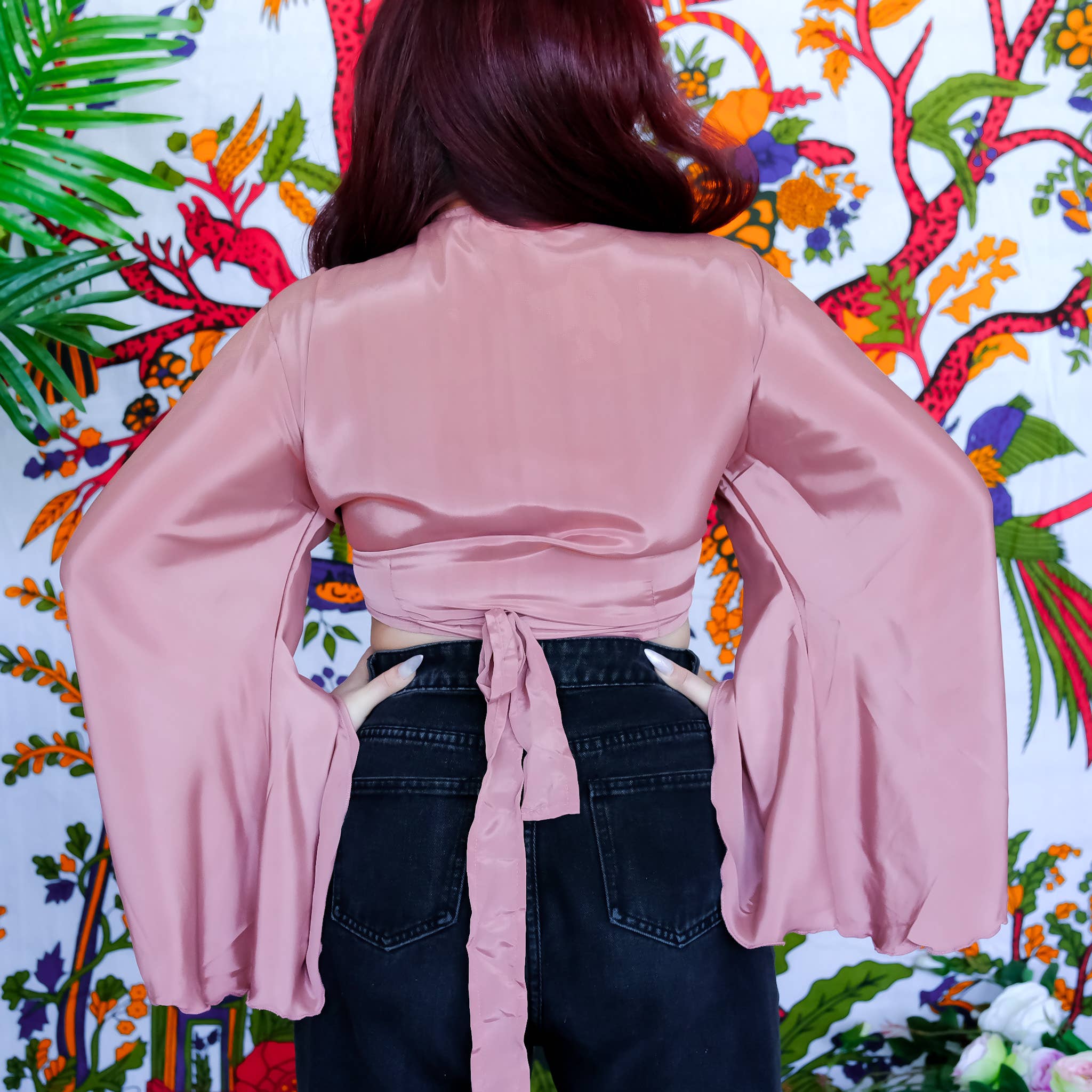 Karma Nepal Crafts - Vendita all'ingrosso Camicetta - Donna - Top avvolgente in seta tinta unita5