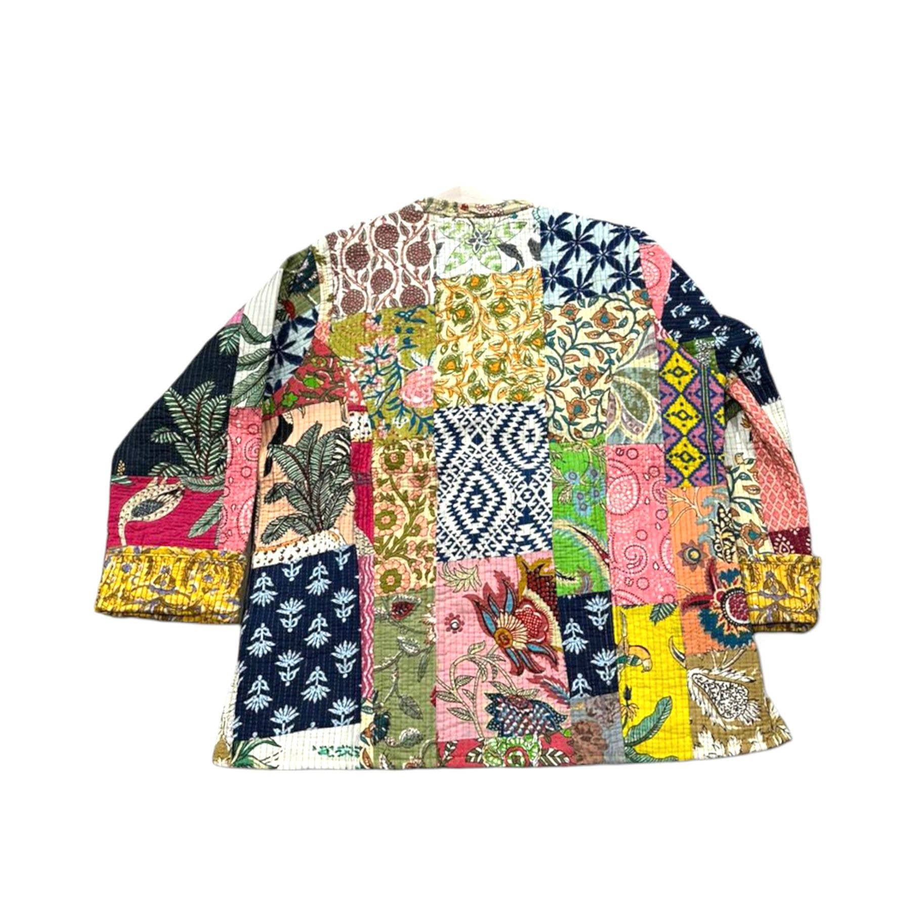 Flerfarvet Vendbar og håndlavet bomuldsjakke i patchwork-stil for engroshandel på Faire6