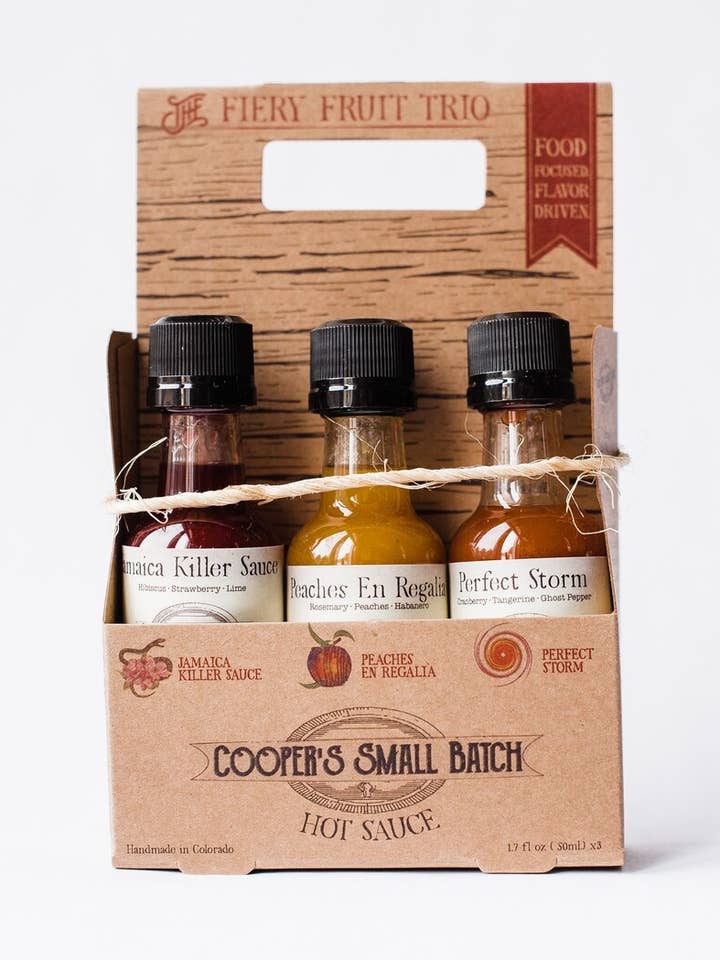 Trio de fruits ardents pour la vente par Cooper's Small Batch Hot Sauce