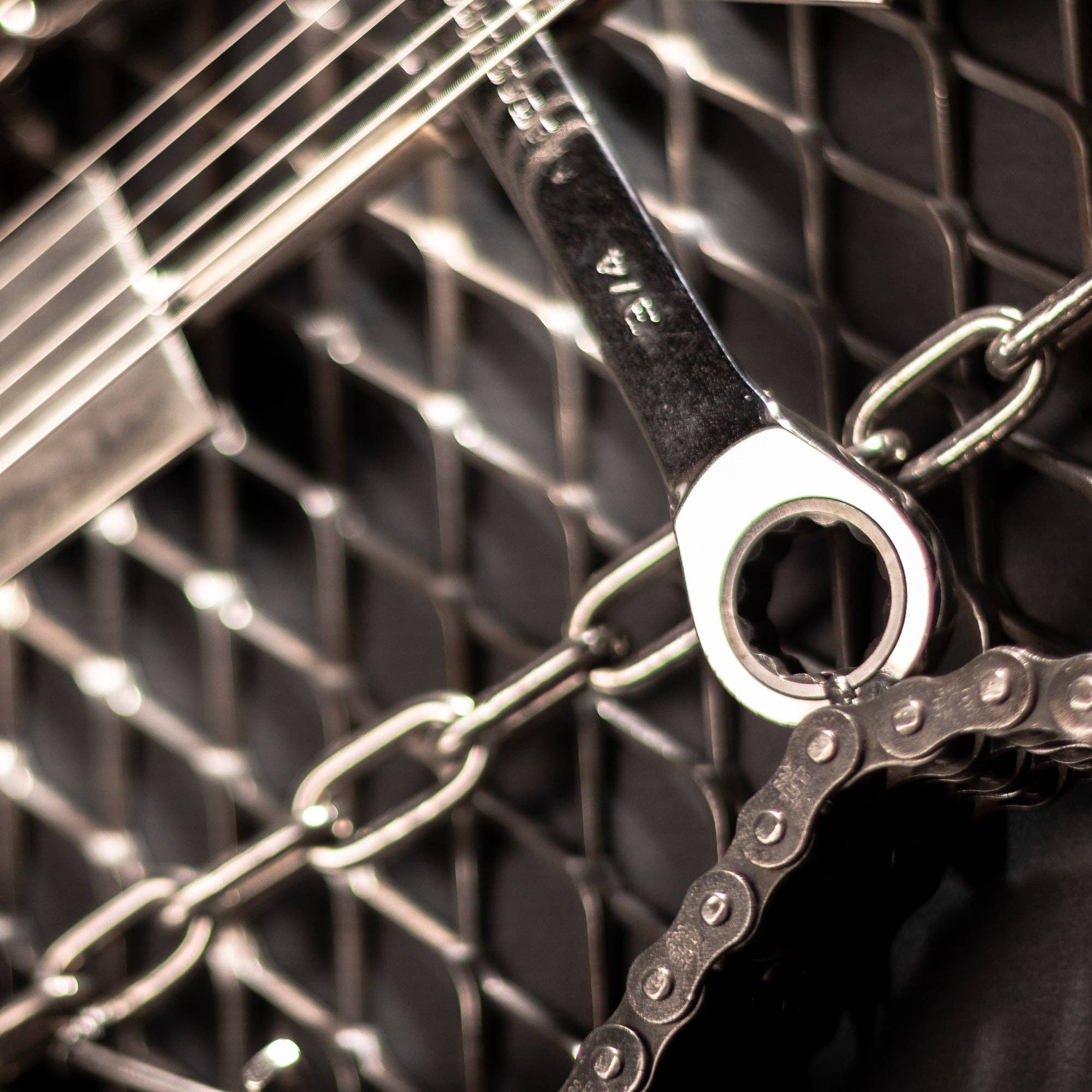 Metal Relic - Wholesale Sculpture - "The Classic" Metal Electric Style Guitar Sculpture Heavy Metal Wall Art4