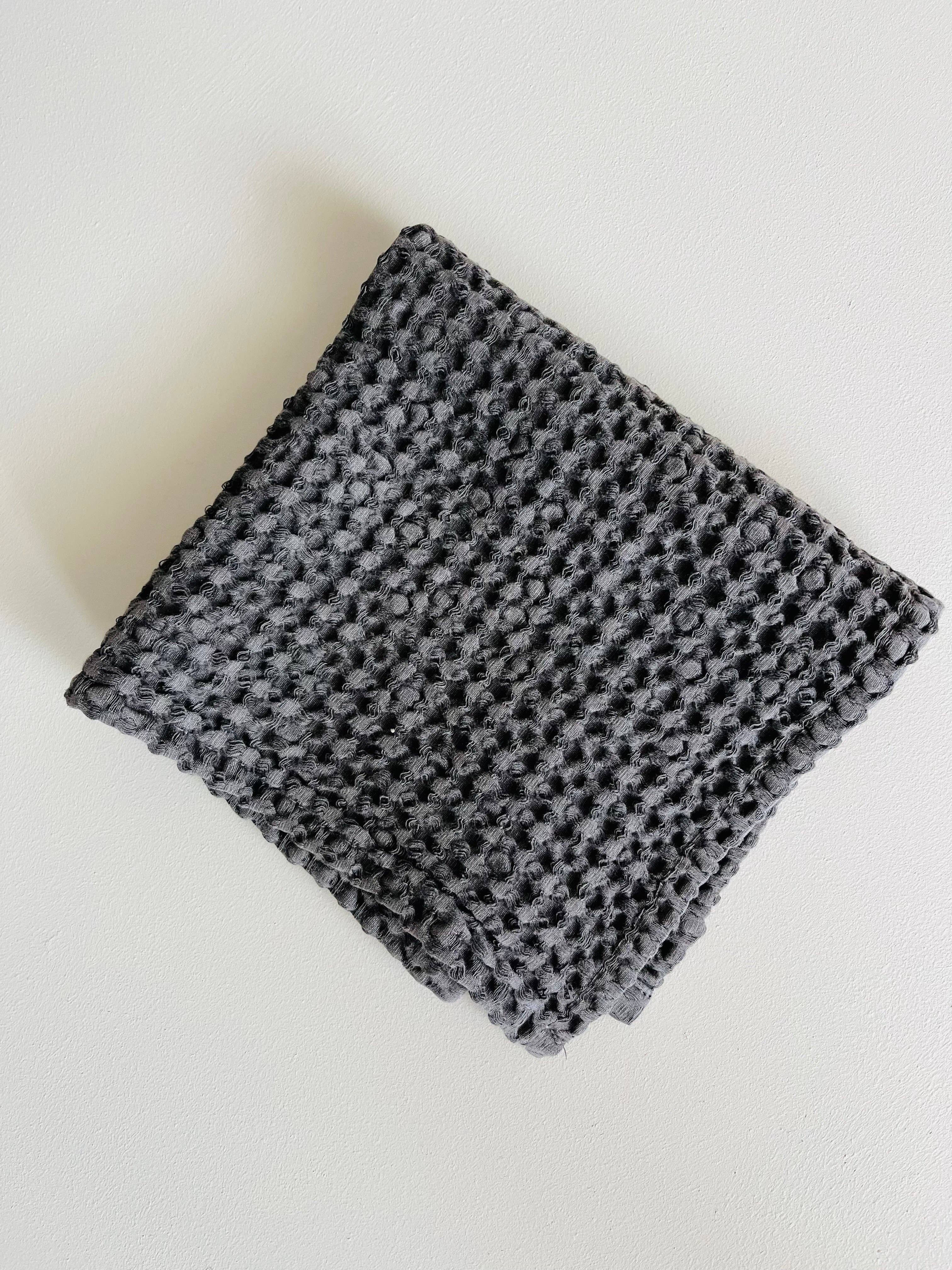 Mama and Tochter - Wholesale Wash cloth - 100% Organic Cotton Rustic Waffle Face Cloth - Charcoal1