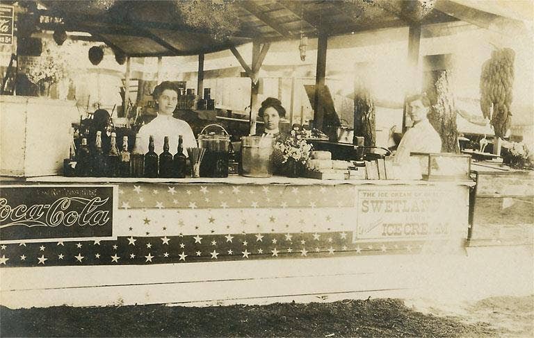 Found Image Press - Wholesale Postcard - Postcard AA-118 Early Concession Stand0