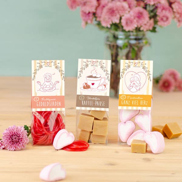 Der Zuckerbäcker - Wholesale Gummy - Naschbox Mum's Survival Kit Mother's Day Gift Set3