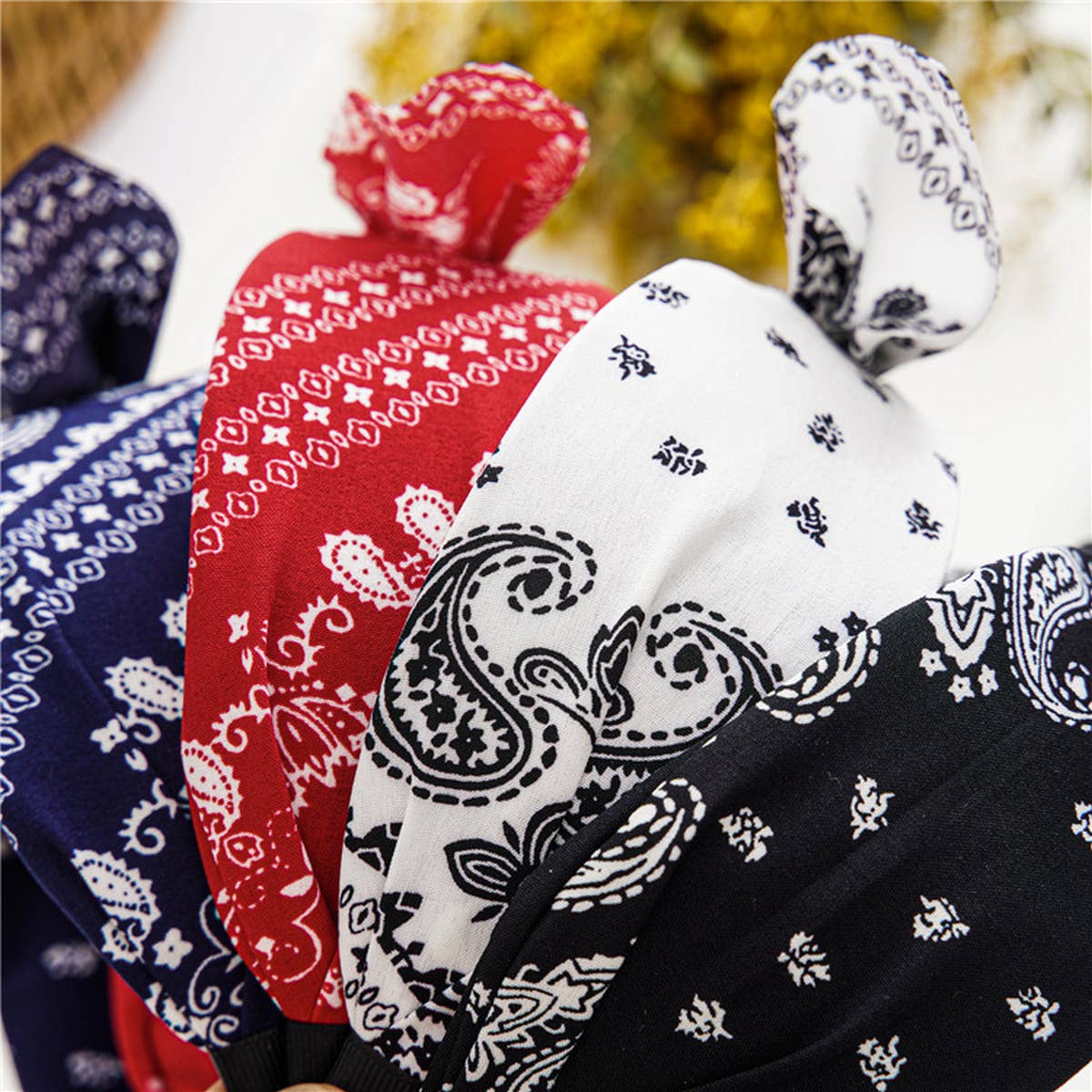 ACCITY - Wholesale Fashion Headband - Women's - WOMEN NEW CASHEW NUT FLOWER WIDE HEADBAND_CWAHA08315