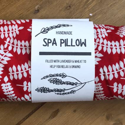 Almofada de Spa Artesanal Aquecível com Estampa de Vinhas Florais Vermelhas, Lavanda e Trigo por atacado de The Hare And The Moon