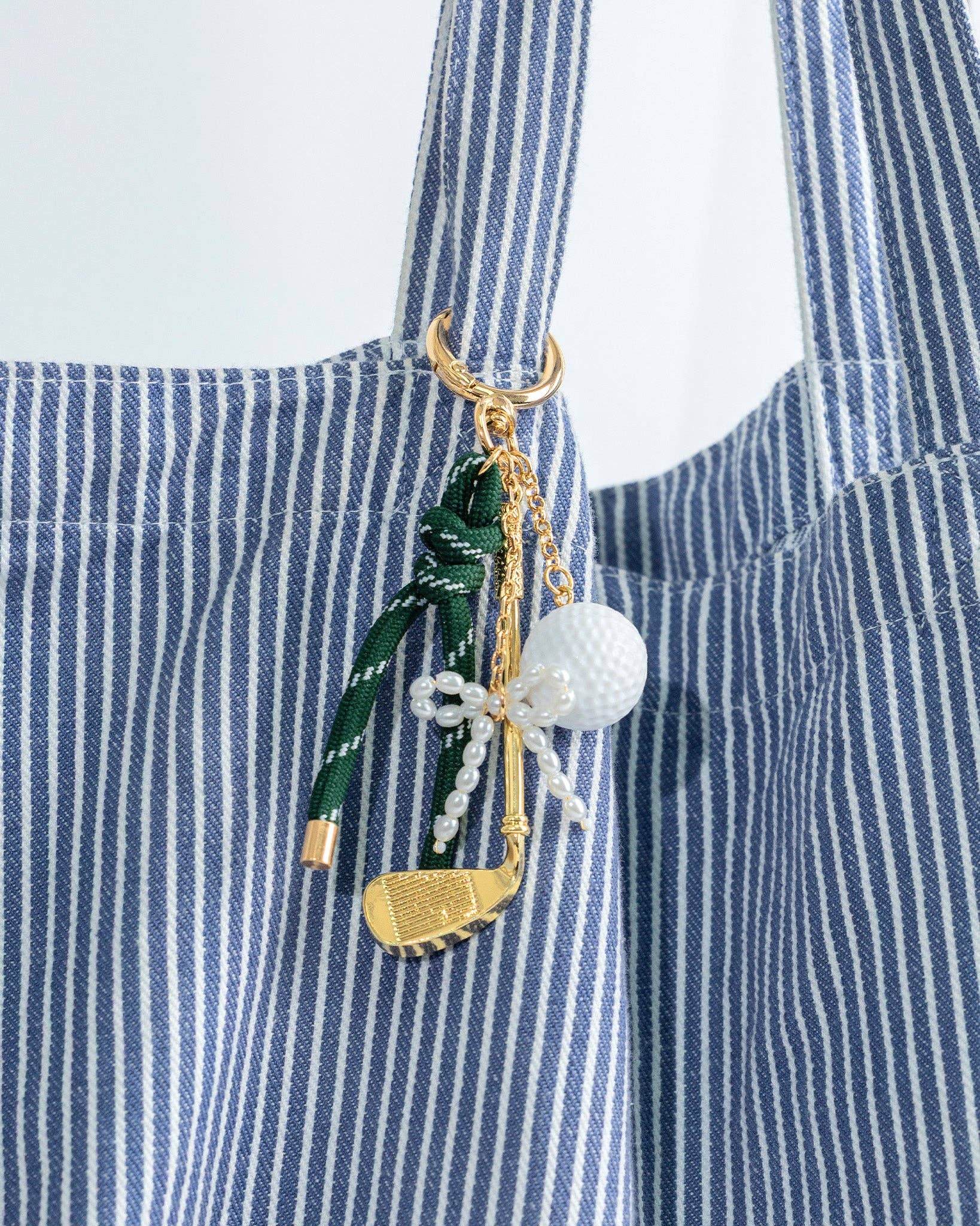 Sessori - Wholesale Keychain - Women's - Gameday Swing Cute Golf Bag Charm1