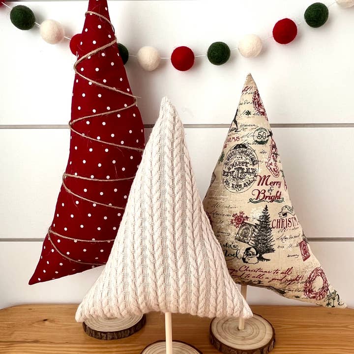 Kate + Em - Wholesale Christmas Decoration - 3pc. Fabric Vintage Print Christmas Tree Set