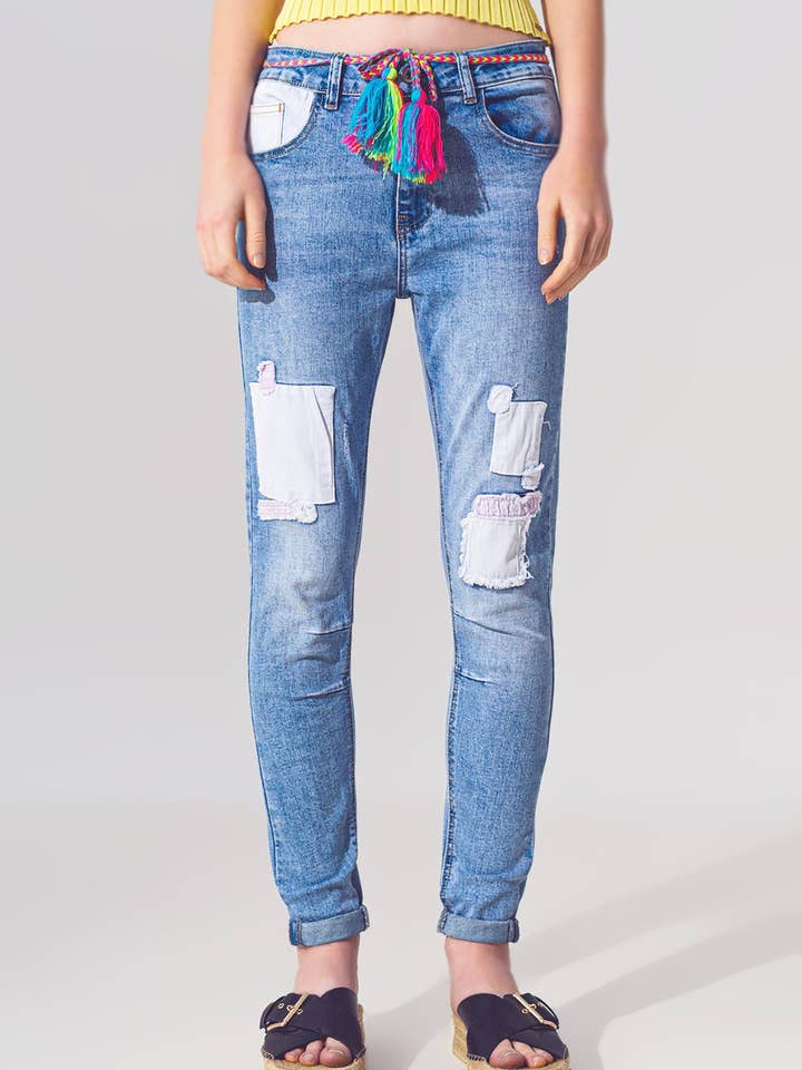 Stretch Skinny Jeans med Patches i midten af vask og bælte Detai for engroshandel hos Q2—All Orders:Free Duties for the US,UK,and Canada